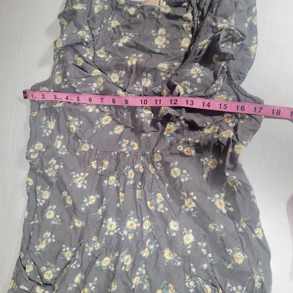 Pins And Needles Gray Floral Ruffled Sleeveless Mini Dress With Pockets Size M - Picture 10 of 10
